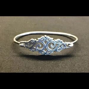 COPY - Retired James Avery Sorrento Clip Bracelet…